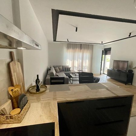 Soho Apartman Требинье Экстерьер фото